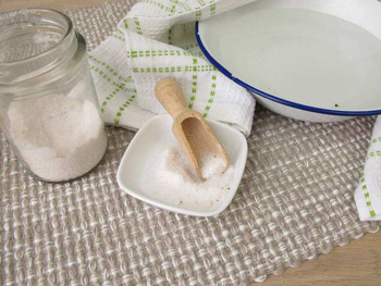 消除闭合性粉刺小妙招，必会的4种  闭合性粉刺 美白祛黄 第4张