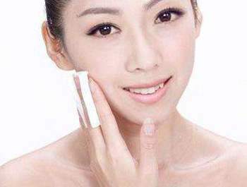 生理期长痘痘怎么办，学好5种方法