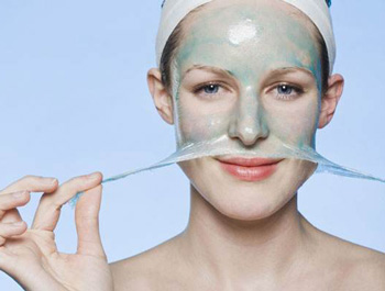 生理期长痘痘怎么办，学好5种方法  生理期 痘痘 美白祛黄 第3张