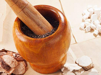 脸上长脓痘能挤吗，看如何正确处理脓痘  脓痘 美白祛黄 第5张