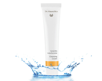 闭口粉刺用什么护肤品，五款帮你消灭闭口粉刺  闭口粉刺 护肤品 美白祛黄 第2张