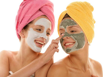 痘痘肌肤可以敷面膜吗，痘痘肌用面膜别盲目  痘痘 面膜 肌肤 美白祛黄 第3张