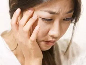 产后脸上长痘痘怎么办，恢复光滑好皮肤  痘痘 产后 怎么办 美白祛黄 第2张