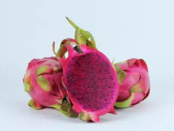 长痘痘能吃火龙果吗，看如何吃出无痘肌  火龙果 痘痘 美白祛黄 第3张