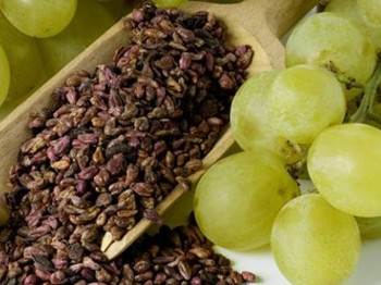 葡萄籽可以祛痘吗，细说葡萄籽祛痘的那些作用