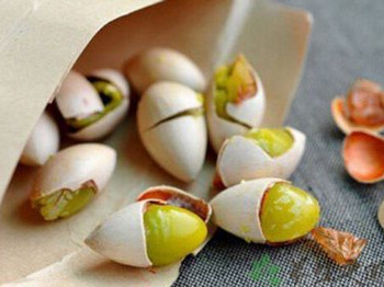 白果治痤疮效果怎么样真的那么神奇吗  白果 痤疮 效果 美白祛黄 第3张