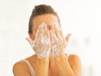 用硫磺皂洗脸可以祛痘吗，别随便乱用哦  祛痘 美白祛黄 第3张