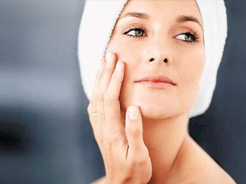 油性皮肤怎样祛痘，五个妙招恢复清爽肌肤  祛痘 美白祛黄 第2张