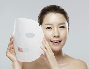 挤完痘痘可以敷面膜吗，挤痘必看  痘痘 面膜 美白祛黄 第2张