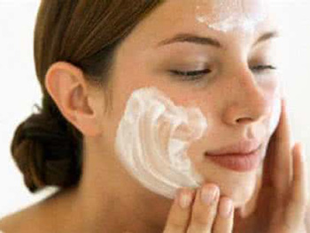 黑头螨虫粉刺怎么去除，常见的5种方法推荐  螨虫 粉刺 黑头 美白祛黄 第5张