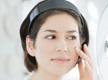 淡化痘印黑色素的方法，别让痘印毁容貌  黑色素 方法 美白祛黄 第4张