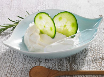 黄瓜可以去痘印吗，教你3种方法  黄瓜 去痘印 美白祛黄 第2张