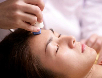 怎么去除痘印痘疤,五个方法帮你快速消除 痘印 痘疤 美白祛黄 第3张 怎么去除痘印痘疤,五个方法帮你快速消除 痘印 痘疤 美白祛黄 第3张