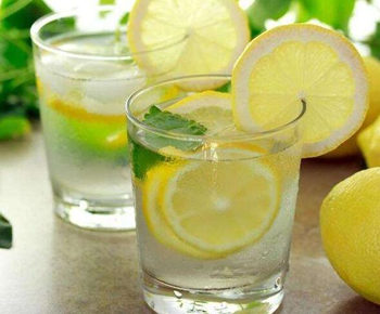 民间补水偏方简单的都有哪些能用  民间补水偏方 美白祛黄 第2张