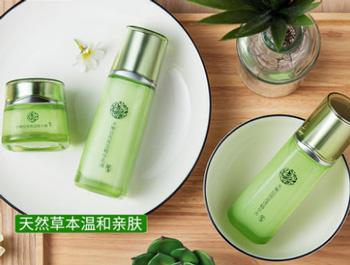 国产补水护肤品排行榜10强  护肤品 补水 排行榜 美白祛黄 第7张