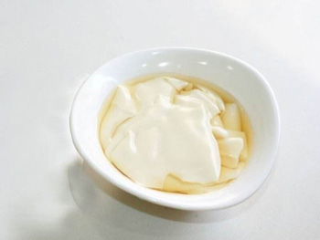 自制的什么面膜最补水效果好  自制面膜 补水 美白祛黄 第3张