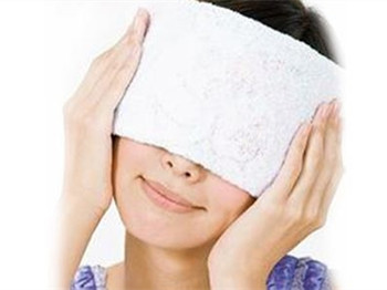 脸干燥起皮补水小妙招，五招解决问题