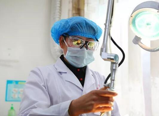 草莓鼻可以激光治疗吗价格如何  草莓鼻 激光 价格 美白祛黄 第2张