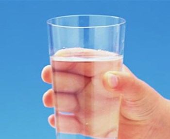 为什么脸上毛孔越来越大，应该怎么改善  毛孔 粗大 方法 美白祛黄 第4张