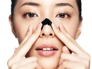 黑头不管能自己消失吗、有什么后果