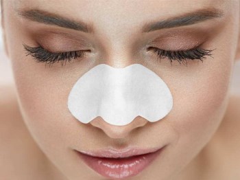 黑头不管能自己消失吗、有什么后果  黑头 后果 美白祛黄 第4张