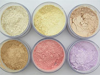 定妆粉会堵塞毛孔吗，减少肌肤危害  毛孔堵塞 美白祛黄 第2张