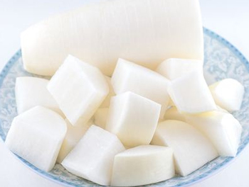 怎么防止毛孔粗大长斑，帮你恢复紧致无暇肌  毛孔粗大 美白祛黄 第2张