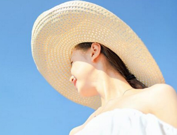 女性毛孔粗大怎么调理，帮你做精致女人  女性 毛孔粗大 美白祛黄 第2张