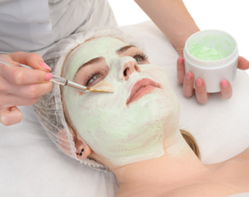 女性毛孔粗大怎么调理，帮你做精致女人  女性 毛孔粗大 美白祛黄 第4张