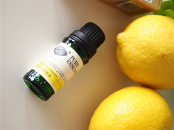 天然收缩毛孔的小方法，六种方法收细毛孔  收缩毛孔 美白祛黄 第2张