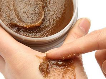 自制收缩毛孔面膜大全，你必须知道的5种  收缩毛孔 面膜 美白祛黄 第2张