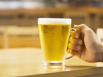 熬夜毛孔粗大如何改善，简单五招恢复美肌  毛孔粗大 美白祛黄 第4张