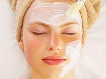 啤酒收缩毛孔的方法，夏天超实用  收缩毛孔 美白祛黄 第4张