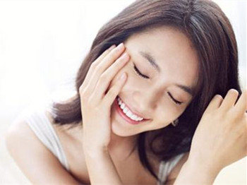 干性皮肤毛孔大怎么办，五大解决方法  毛孔粗大 干性皮肤 美白祛黄 第4张