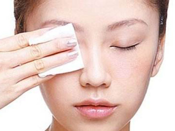 怎样清洁毛孔里的垃圾，清洁毛孔最有效的方法