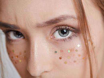 面部毛孔粗大的原因，全面分析6大原因  毛孔粗大 美白祛黄 第2张