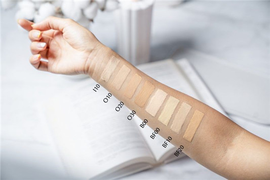 肌肤之钥钻光柔雾修护粉底液登场，一抹一扫打造柔雾光感陶瓷肌  cle de peau beaute 肌肤之钥 底妆 遮瑕 第3张