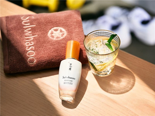 把握洁面后黄金60秒，立刻涂上雪花秀升华版润燥再生精华  sulwhasoo 雪花秀 精华 抗衰老 第5张