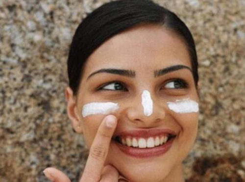 经常抹防晒皮肤反而变差了怎么回事  防晒 美白祛黄 第2张