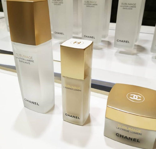 香奈儿奢华精萃密集焕白润肤水和面霜新品好用吗