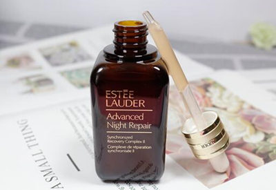 为什么用完雅诗兰黛精华脸上会刺痛，怎么解决  雅诗兰黛 精华 美白祛黄 第5张