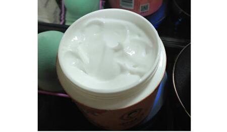 谢馥春焕颜霜怎么样，适合年轻人用吗  谢馥春 焕颜霜 美白祛黄 第5张