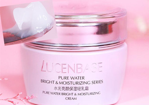 国货中堪比大牌的面霜，这六款口碑好性价比高  面霜 国货 口碑 美白祛黄 第3张