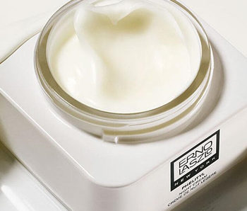 全球十大保湿面霜推荐 面霜 保湿 美白祛黄 第8张 全球十大保湿面霜推荐 面霜 保湿 美白祛黄 第8张