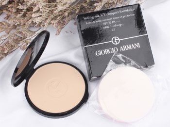 阿玛尼定妆粉饼好用吗具体分析