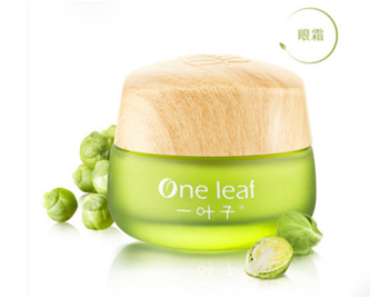 20岁适合用什么眼霜，5款促进水润修复  眼霜 美白祛黄 第5张