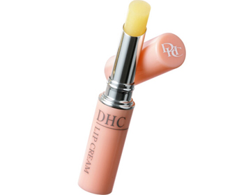 冬天润唇膏哪个牌子好,六款滋润唇膏推荐 润唇膏 牌子 冬天 美白祛黄 第5张 冬天润唇膏哪个牌子好,六款滋润唇膏推荐 润唇膏 牌子 冬天 美白祛黄 第5张