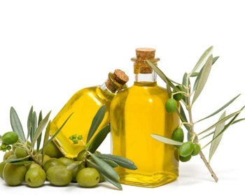 橄榄油护肤怎么洗掉，橄榄油使用秘诀  橄榄油 美白祛黄 第2张