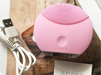 关晓彤护肤秘籍,教你如何拴住男神鹿晗 关晓彤 护肤 美白祛黄 第3张 关晓彤护肤秘籍,教你如何拴住男神鹿晗 关晓彤 护肤 美白祛黄 第3张