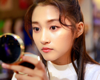 关晓彤护肤秘籍,教你如何拴住男神鹿晗 关晓彤 护肤 美白祛黄 第5张 关晓彤护肤秘籍,教你如何拴住男神鹿晗 关晓彤 护肤 美白祛黄 第5张